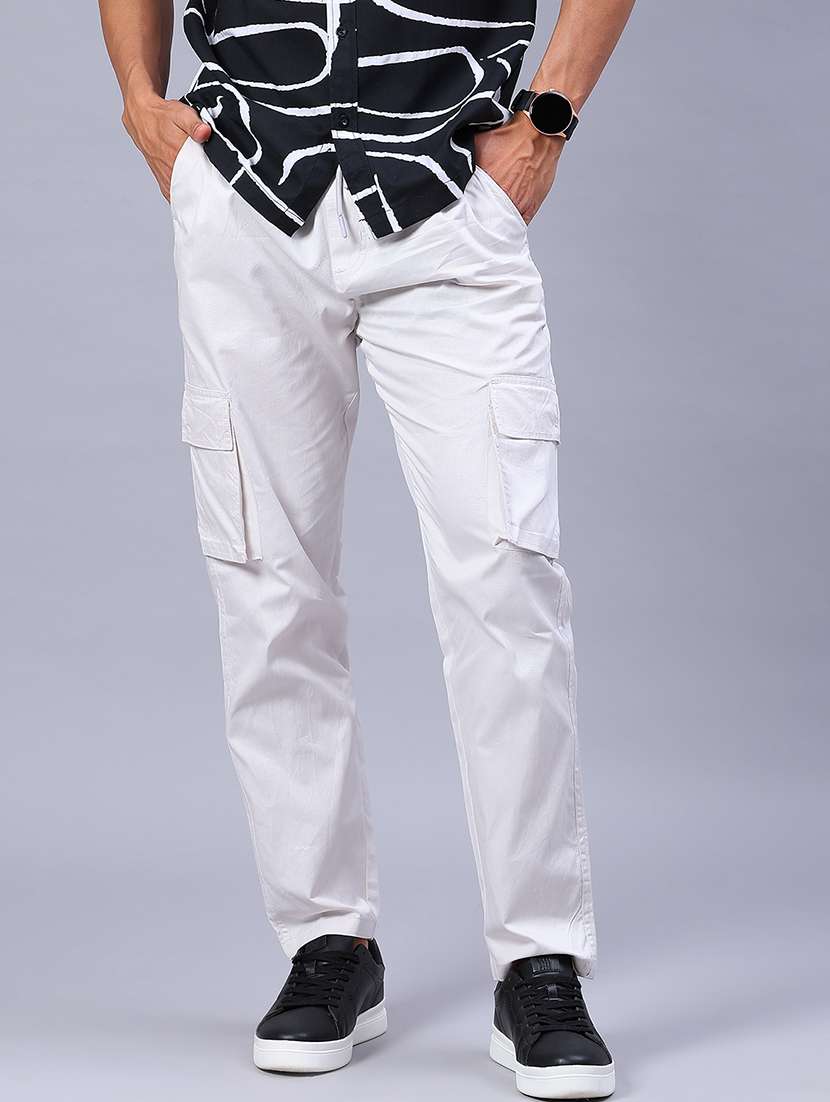 men solid mid rise regular fit cargo - 21941106 -  Standard Image - 1