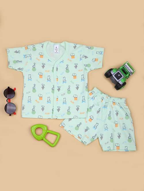 boys printed t-shirt & shorts twin set - 21941275 - Standard Image - 0