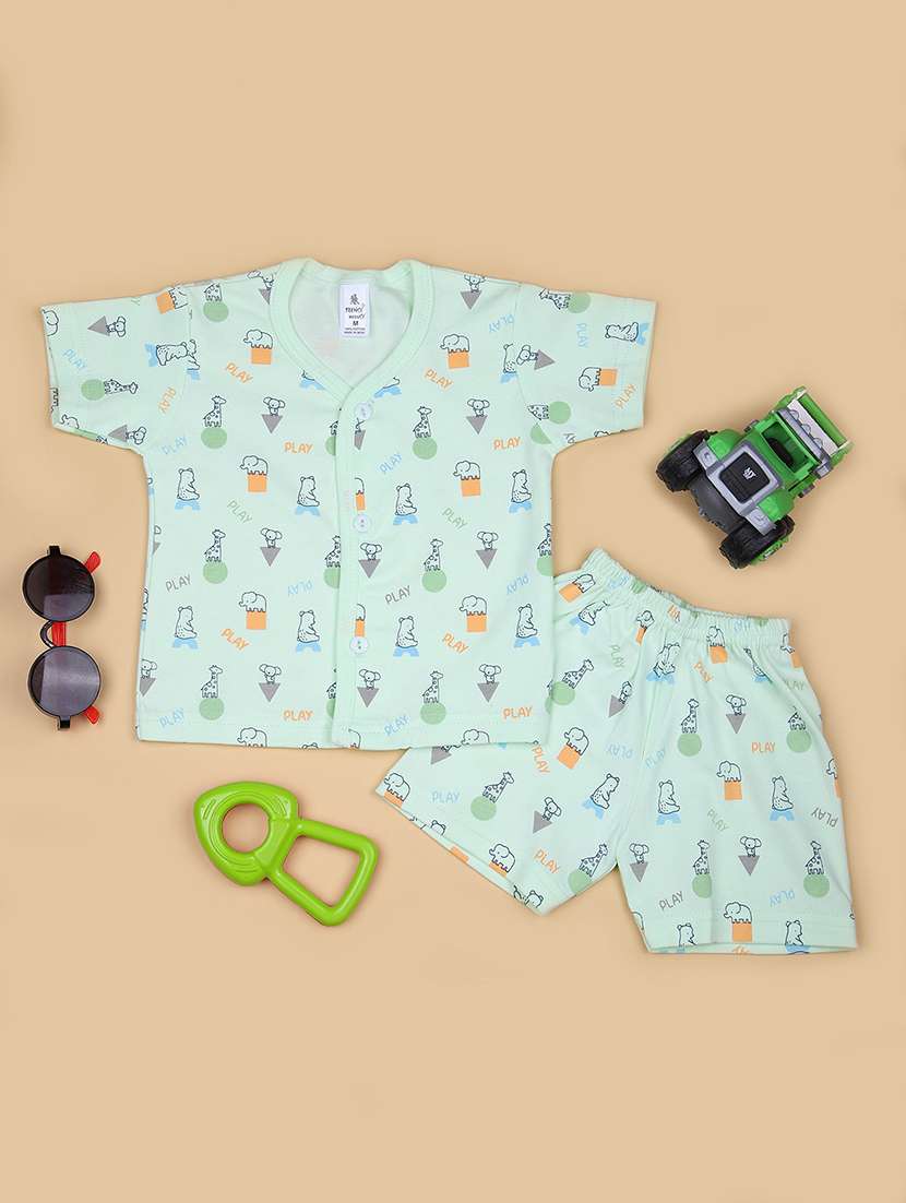 boys printed t-shirt & shorts twin set - 21941275 - Zoom Image - 0