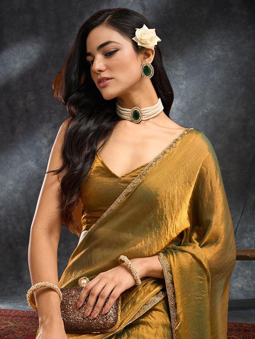 women solid with bordered embellished saree with blouse - 21941341 - Standard Image - 4