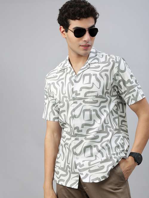 men printed short sleeve regular fit casual shirt - 21941471 - Standard Image - 0