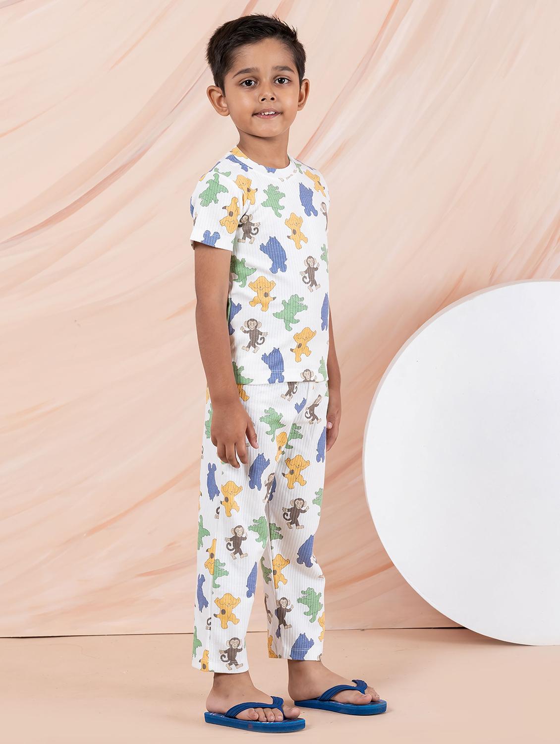 boys printed round neck pyjama set nightwear - 21941504 - Standard Image - 4