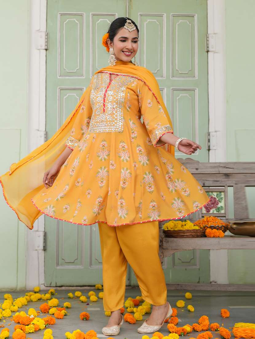 women three quarter sleeve anarkali kurta pant with dupatta set - 21941534 -  Standard Image - 1