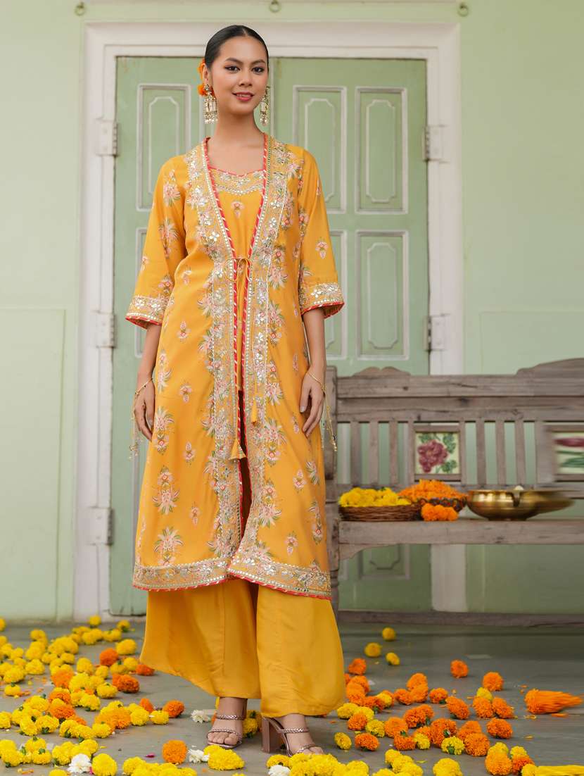 women mustard three quarter sleeve fusion set
