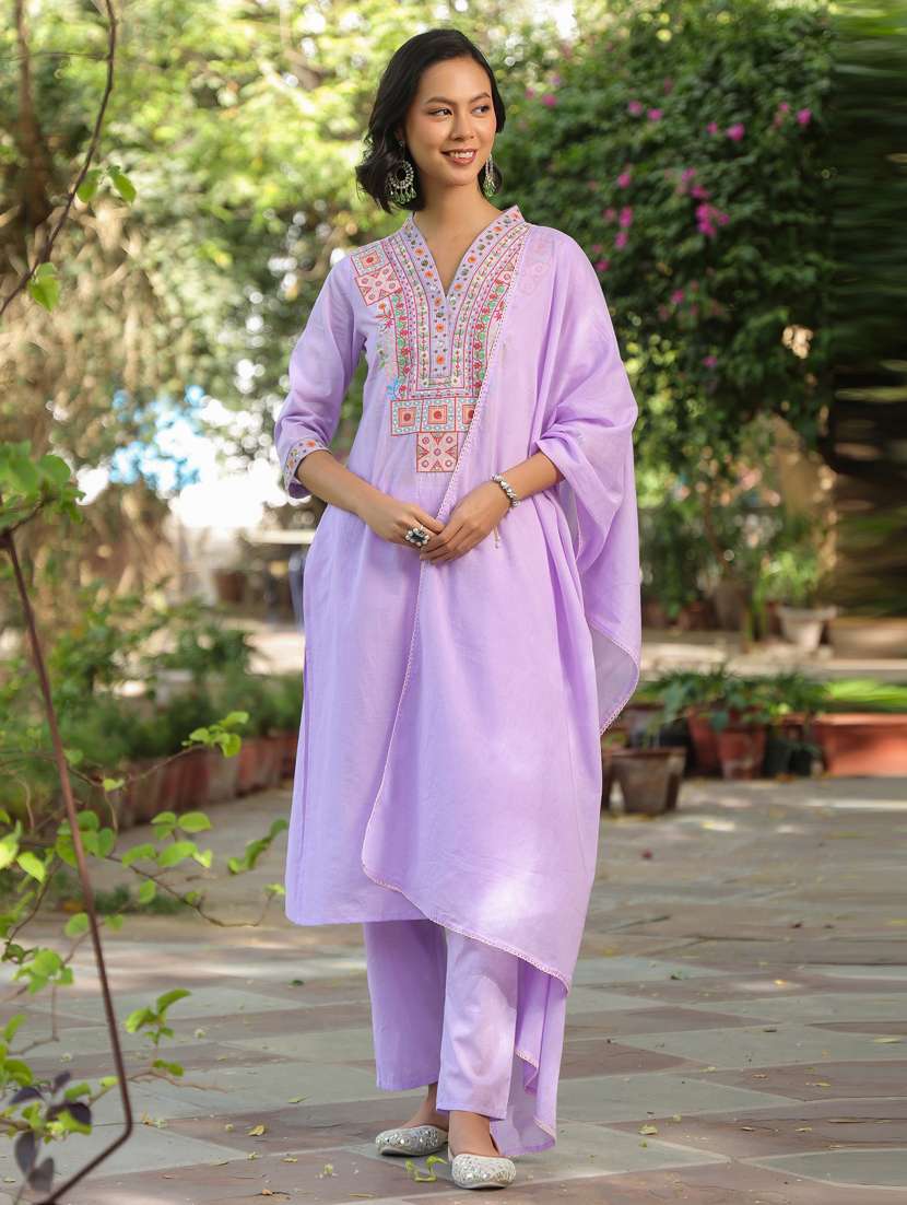 women three quarter sleeve kurta pant with dupatta set
