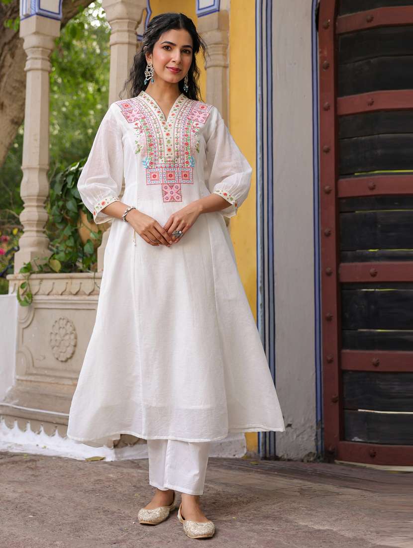 women three quarter sleeve anarkali kurta pant with dupatta set - 21941545 - Zoom Image - 0