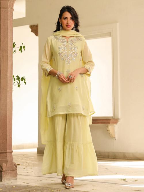 women three quarter sleeve kurta sharara with dupatta set - 21941559 - Standard Image - 0