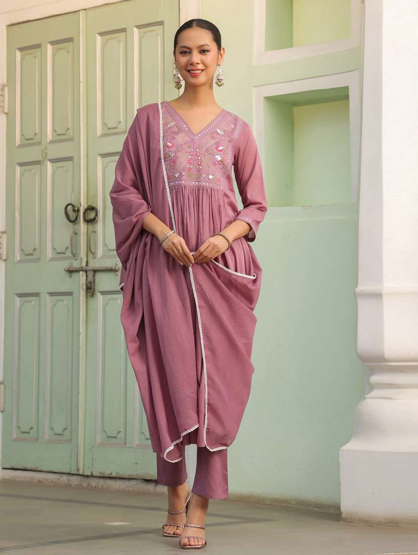 women three quarter sleeve anarkali kurta pant with dupatta set - 21941568 -  Standard Image - 1