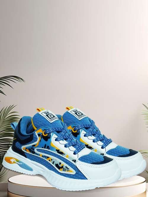 unisex printed lace up sport shoe - 21941608 - Standard Image - 0