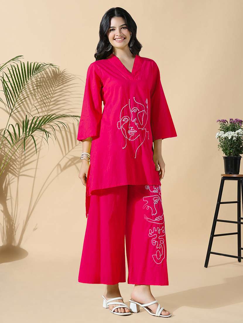 women three quarter sleeve kurta palazzo set - 21941657 -  Standard Image - 4