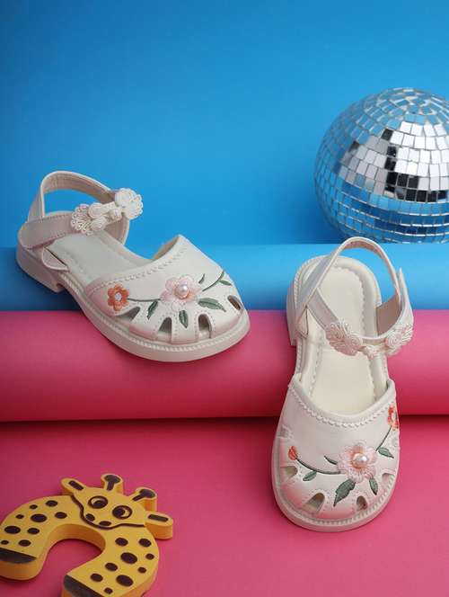 girls floral round toe sandal  - 21941731 -  Standard Image - 0