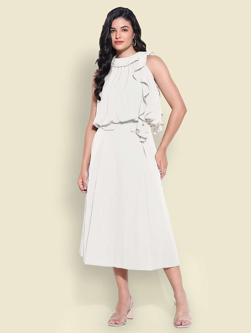 women solid top and skirt co-ord set