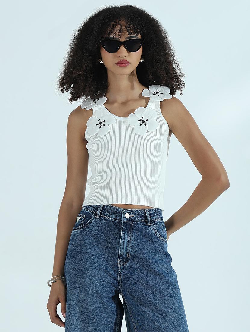 women white solid sleeveless crop top - 21941905 - Standard Image - 1
