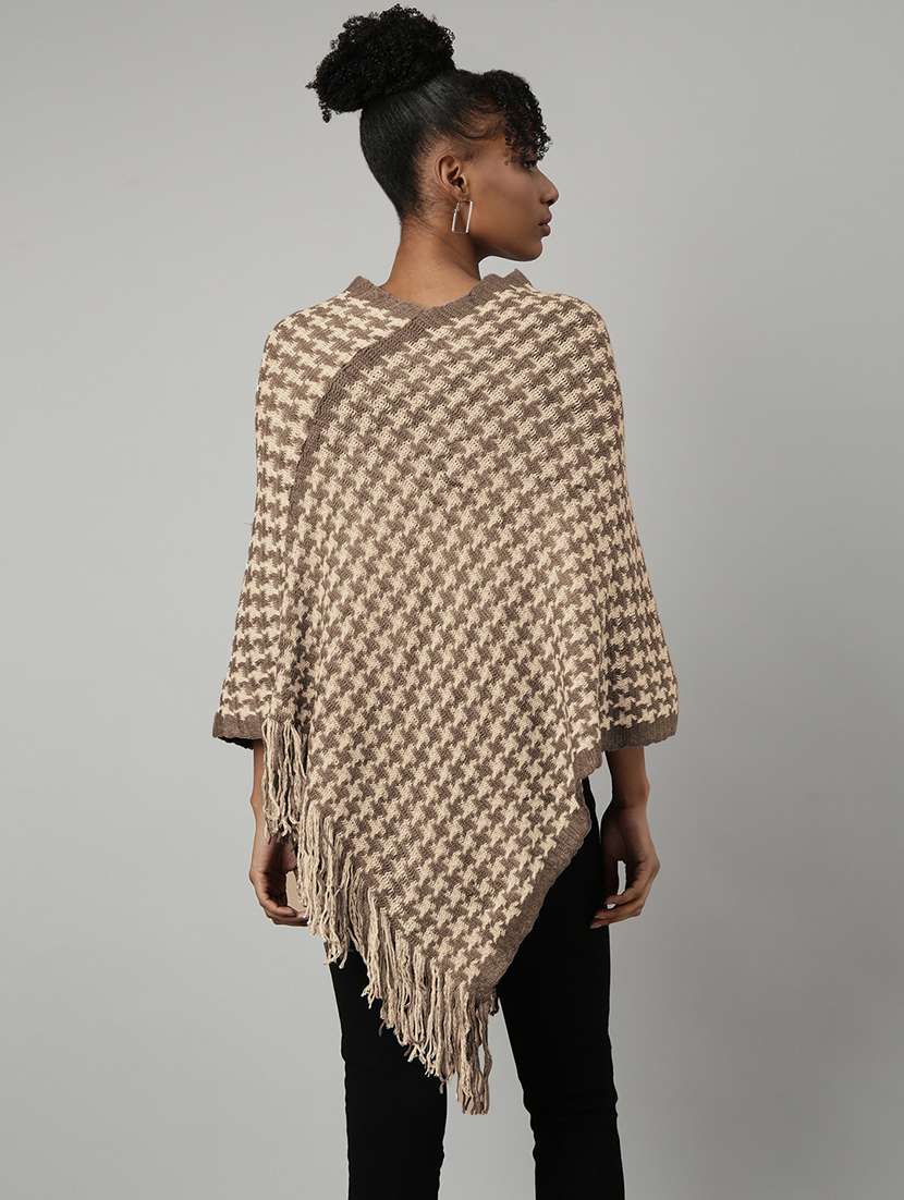 women beige self designed fringed hem poncho - 21941993 -  Standard Image - 4