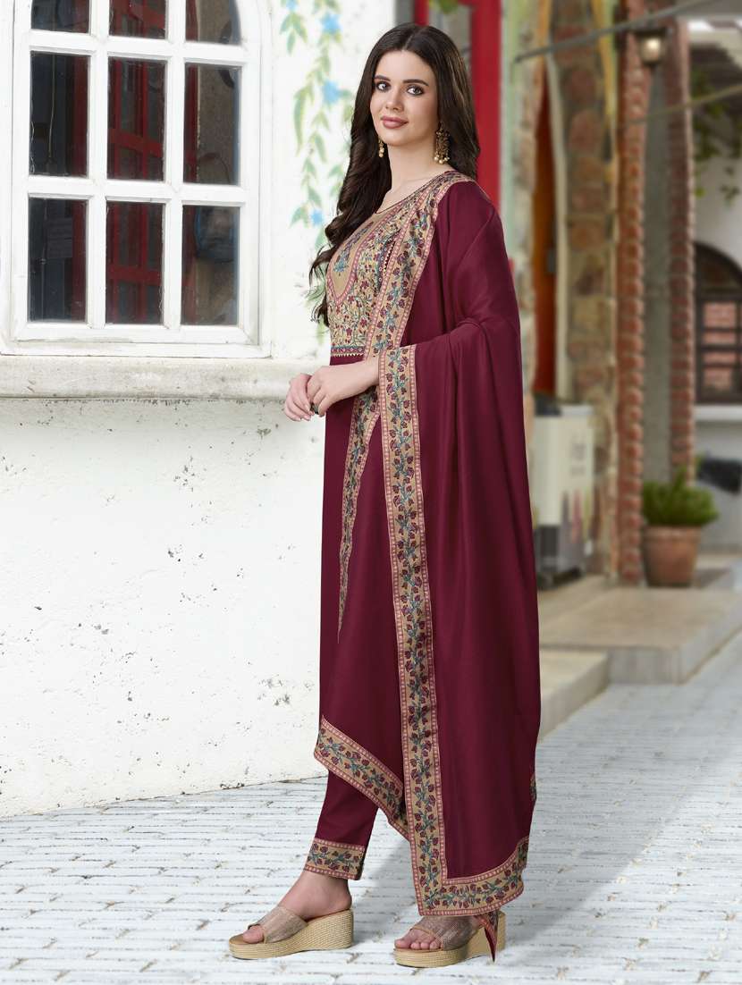 women three quarter sleeve kurta pant with dupatta set - 21942008 -  Standard Image - 1
