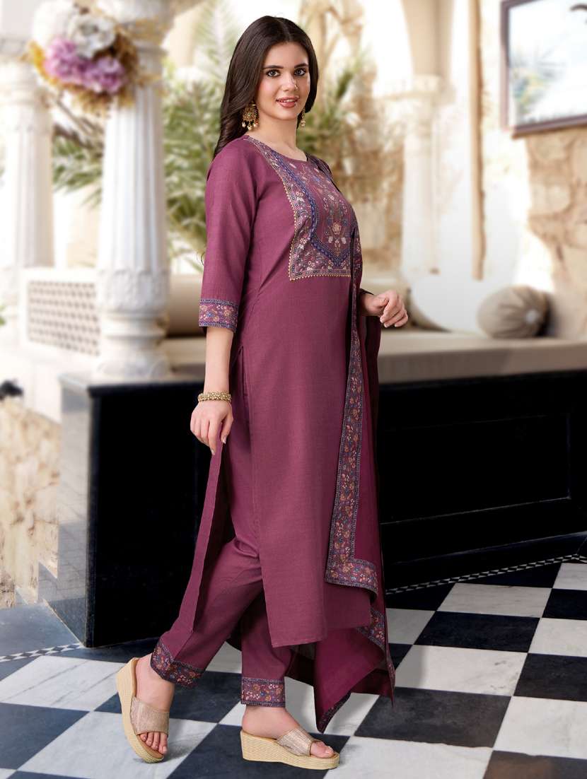 women three quarter sleeve kurta pant with dupatta set - 21942010 - Standard Image - 1