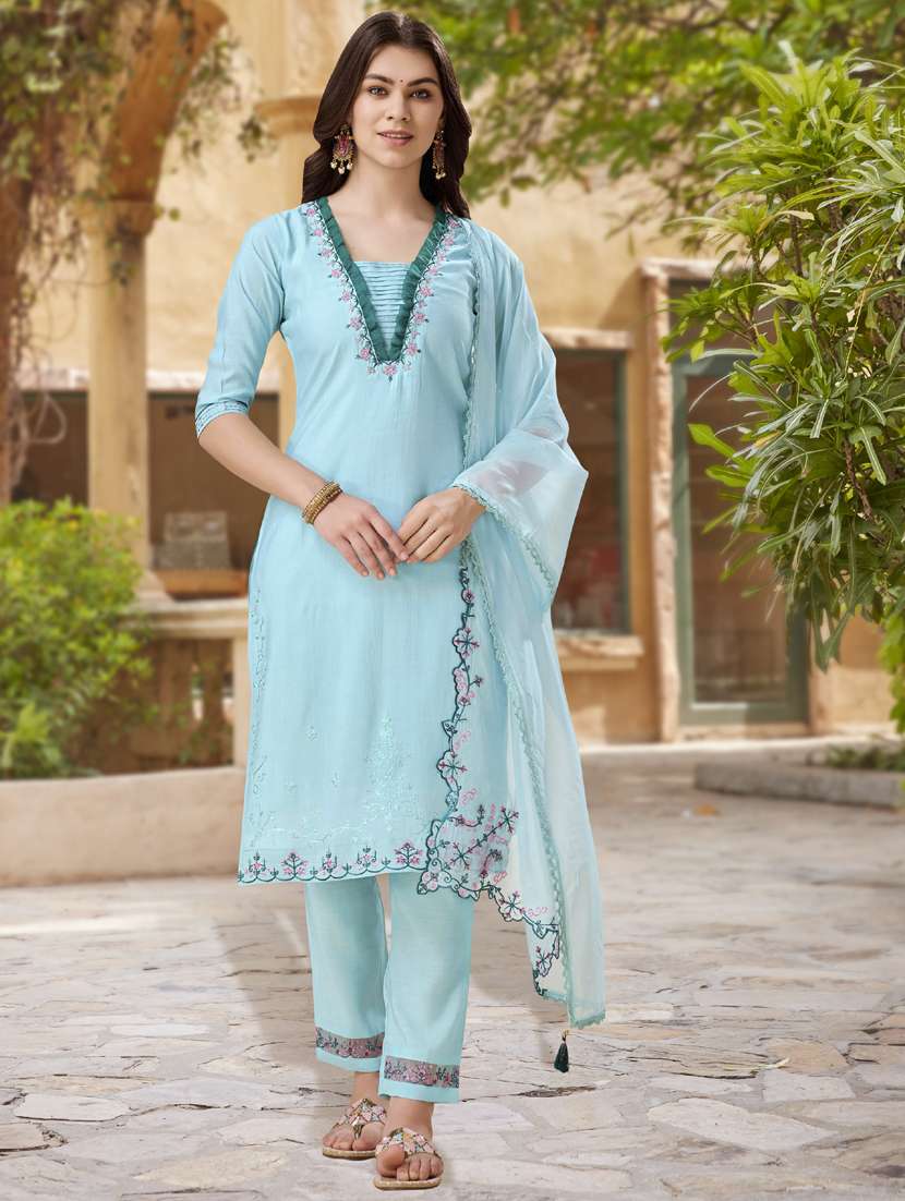 women three quarter sleeve kurta pant with dupatta set