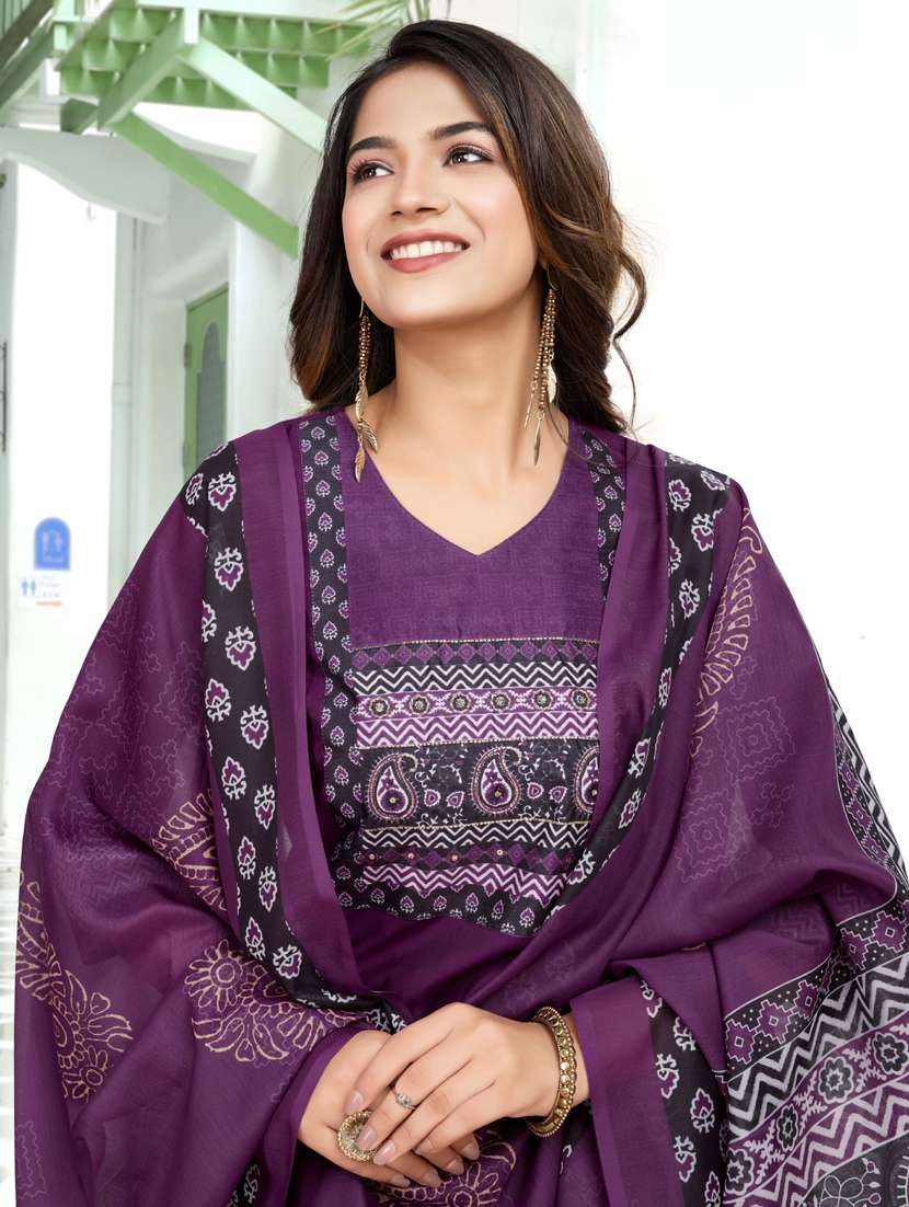 women three quarter sleeve kurta pant with dupatta set - 21942034 -  Standard Image - 1