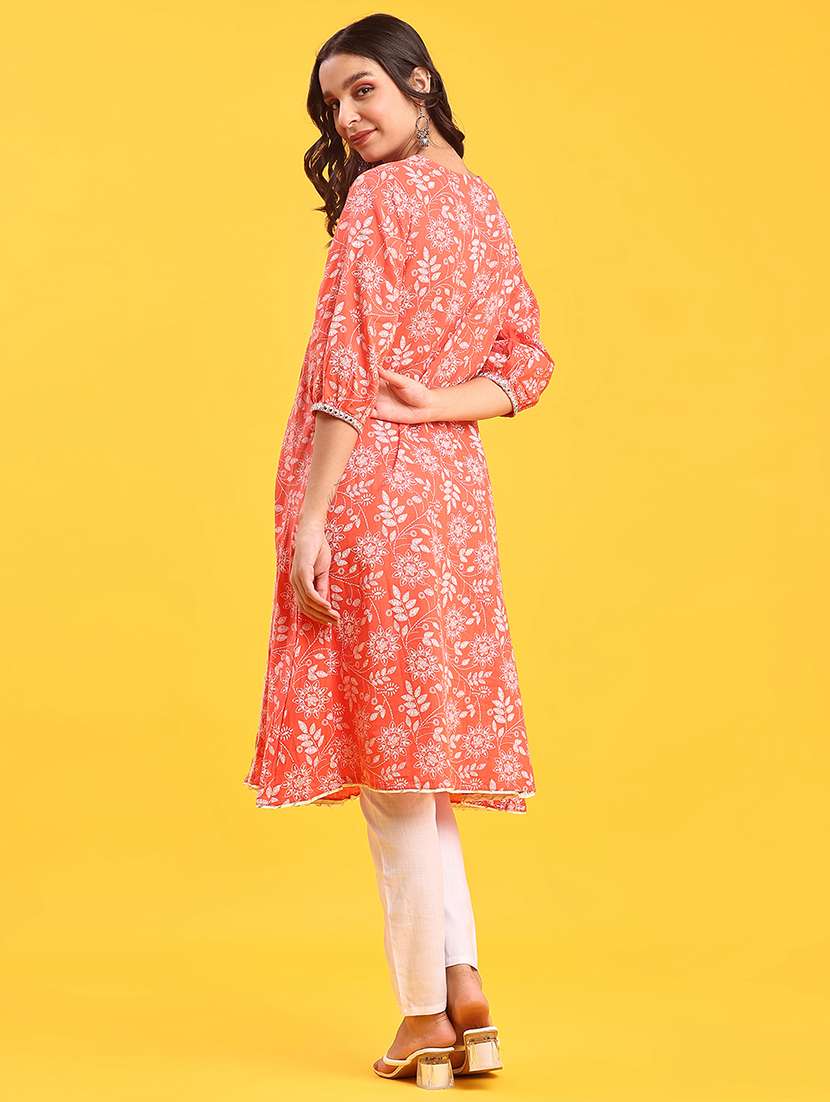 women three quarter sleeve a-line kurta - 21942438 -  Standard Image - 4