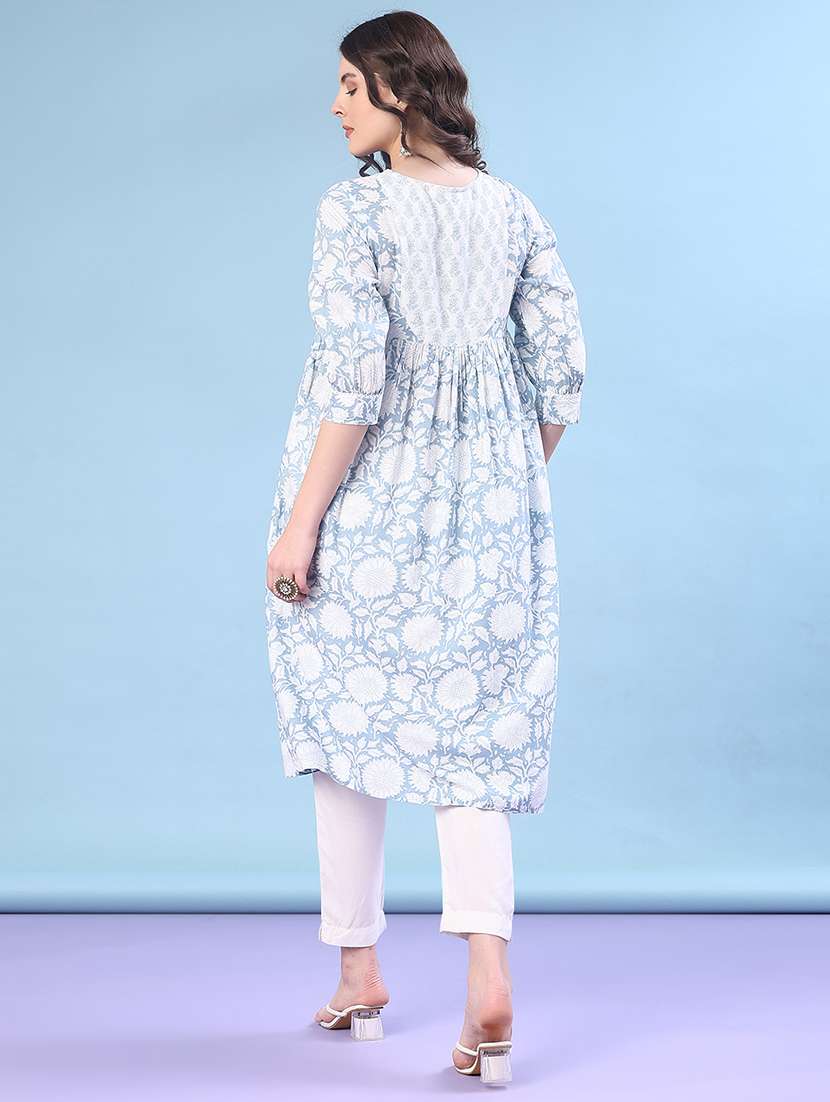 women three quarter sleeve flared kurta - 21942439 -  Standard Image - 4