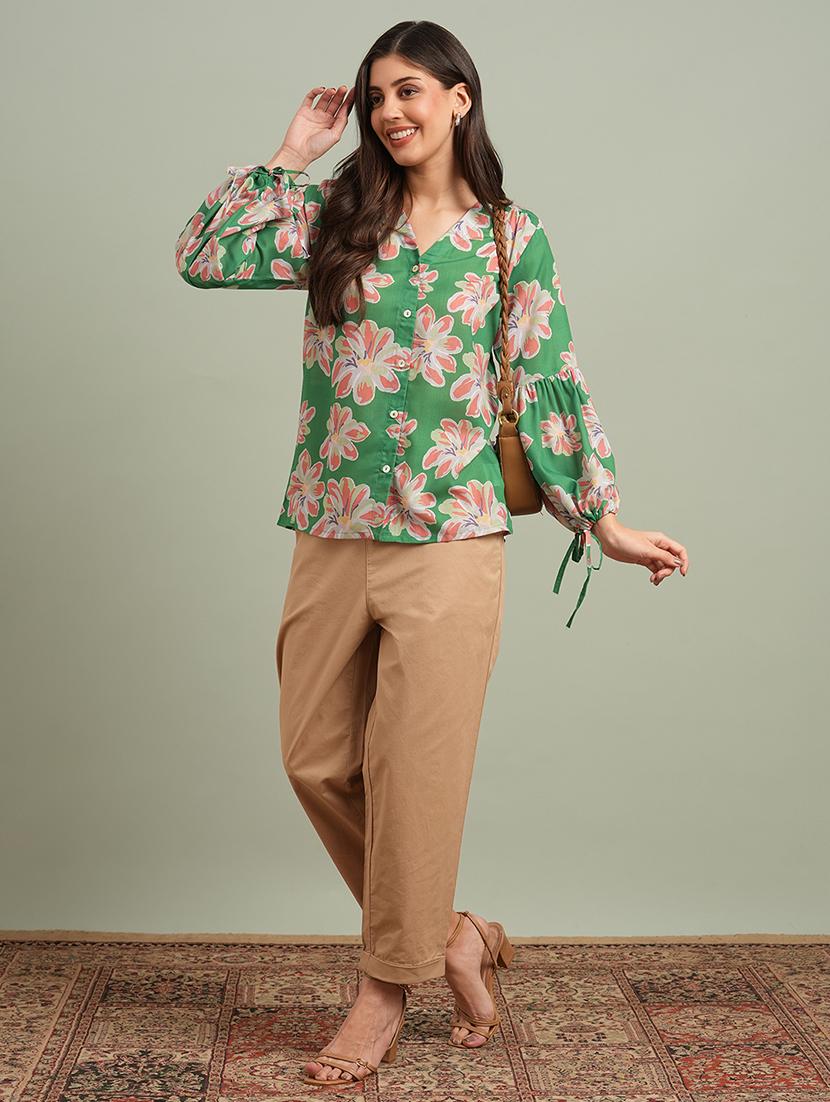 globus women green floral print v-neck bishop sleeves shirt style top - 21943196 - Standard Image - 4
