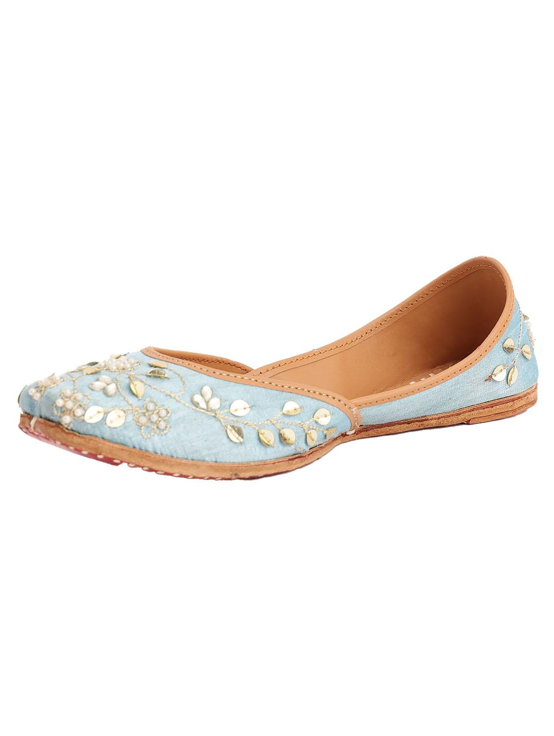 women embroidered slip on juttis - 21943240 - Standard Image - 1
