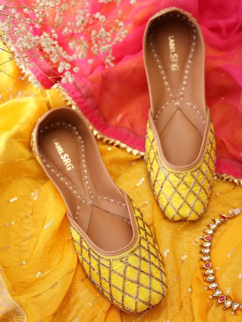 women embellished slip on juttis - 21943255 - Standard Image - 0