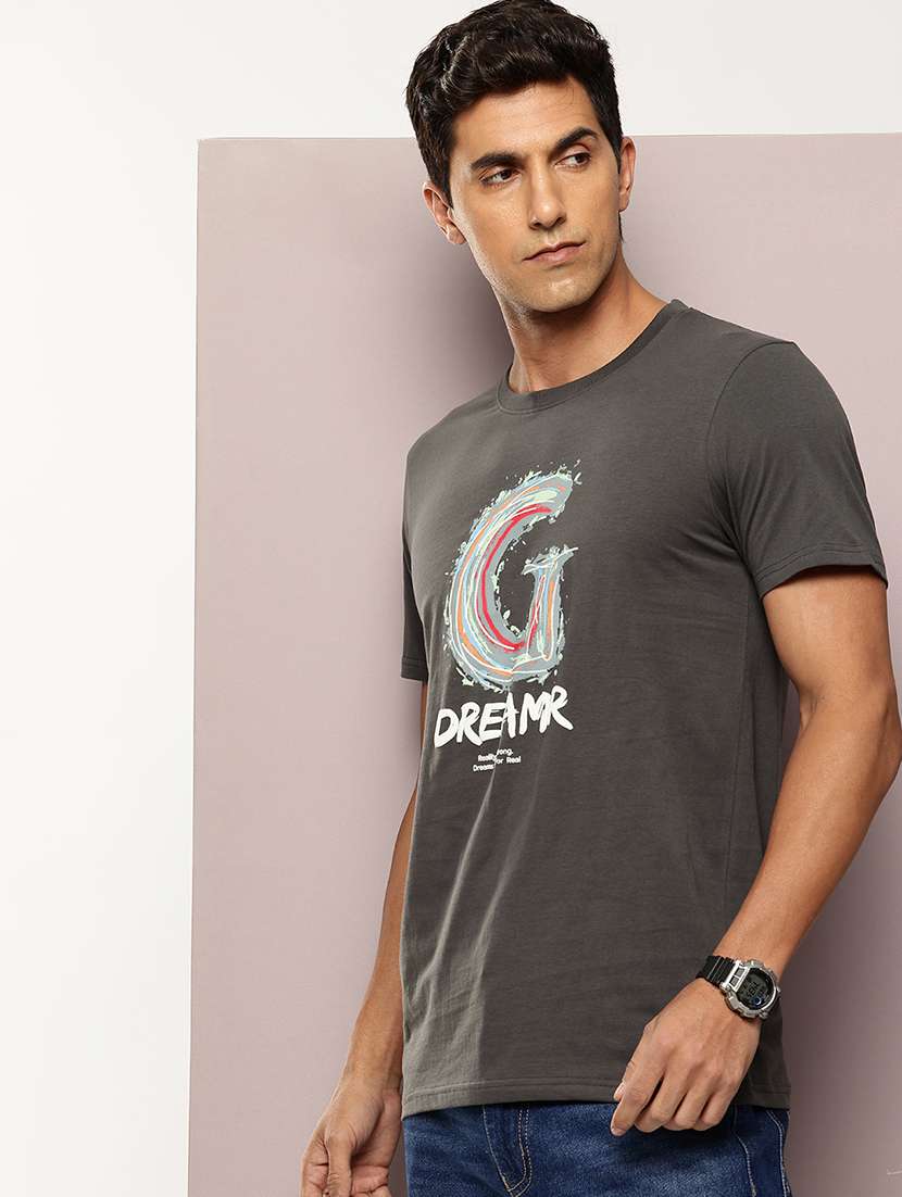 men front print round neck regular fit t-shirt - 21943501 -  Standard Image - 1