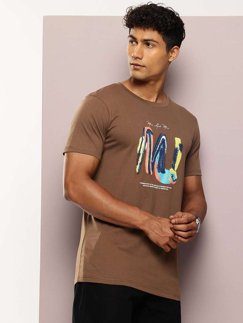 men front print round neck regular fit t-shirt - 21943502 -  Standard Image - 1