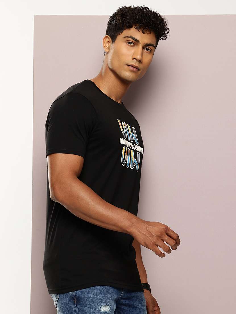 men chest print round neck regular fit t-shirt - 21943506 -  Standard Image - 1