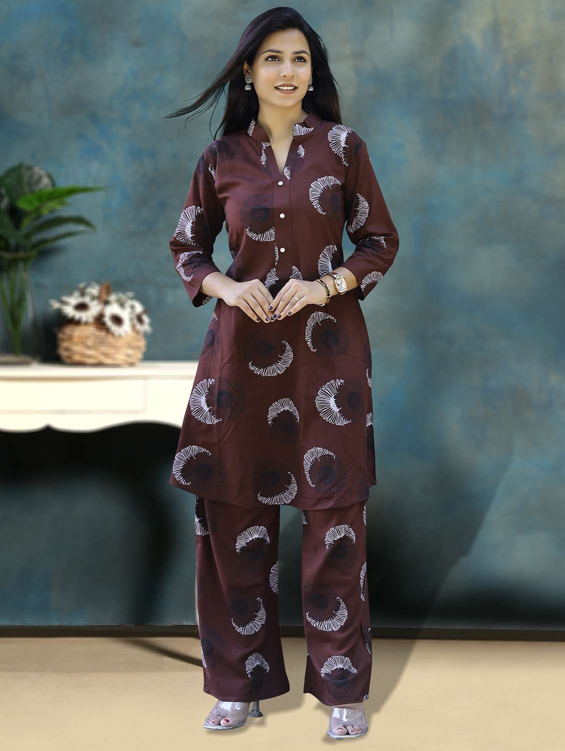 women three quarter sleeve kurta palazzo set - 21943611 -  Standard Image - 1