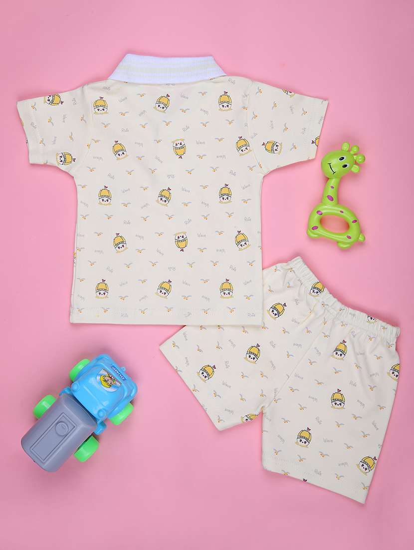 boys printed t-shirt & shorts twin set - 21943791 - Standard Image - 1