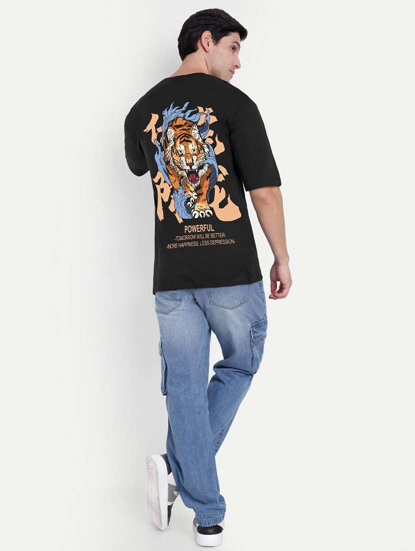 men black short sleeve oversized t-shirt - 21944431 - Standard Image - 4
