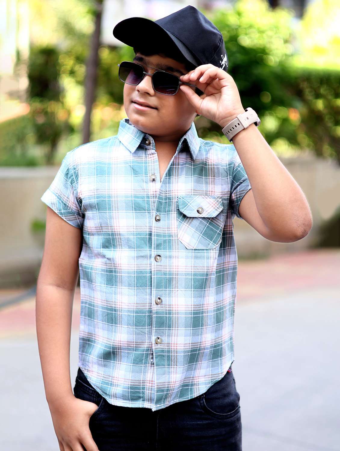 boys checkered short sleeve casual shirt - 21944718 -  Standard Image - 4