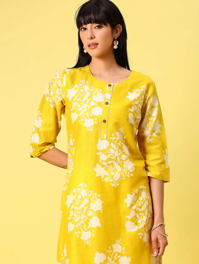 women three quarter sleeve straight kurta - 21944844 -  Standard Image - 4