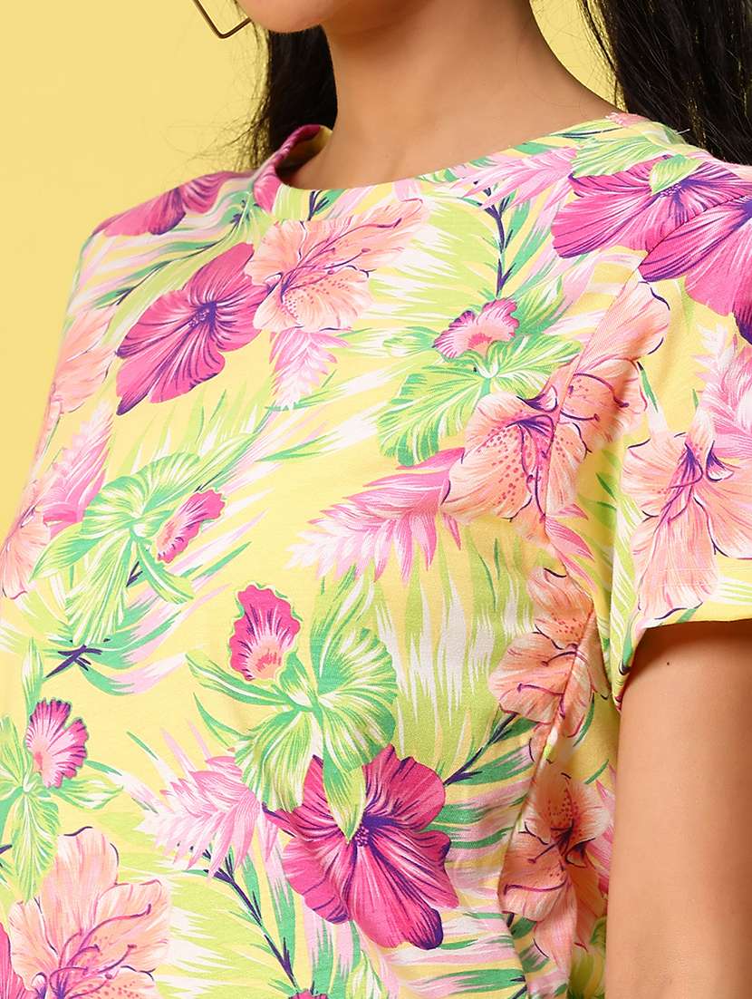 women floral print short sleeve t-shirt - 21944856 -  Standard Image - 4