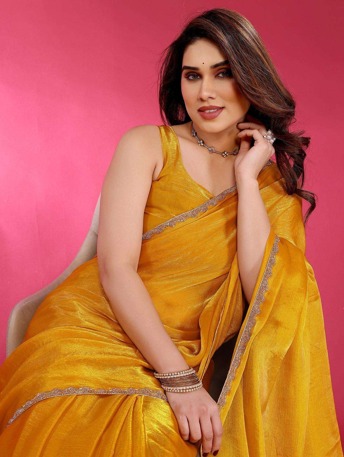 women solid embellished bordered saree with blouse - 21944893 -  Standard Image - 1