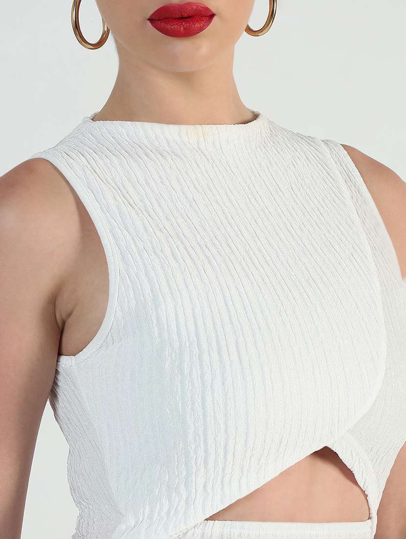 women solid sleeveless cut out bodycon dress - 21946349 -  Standard Image - 4