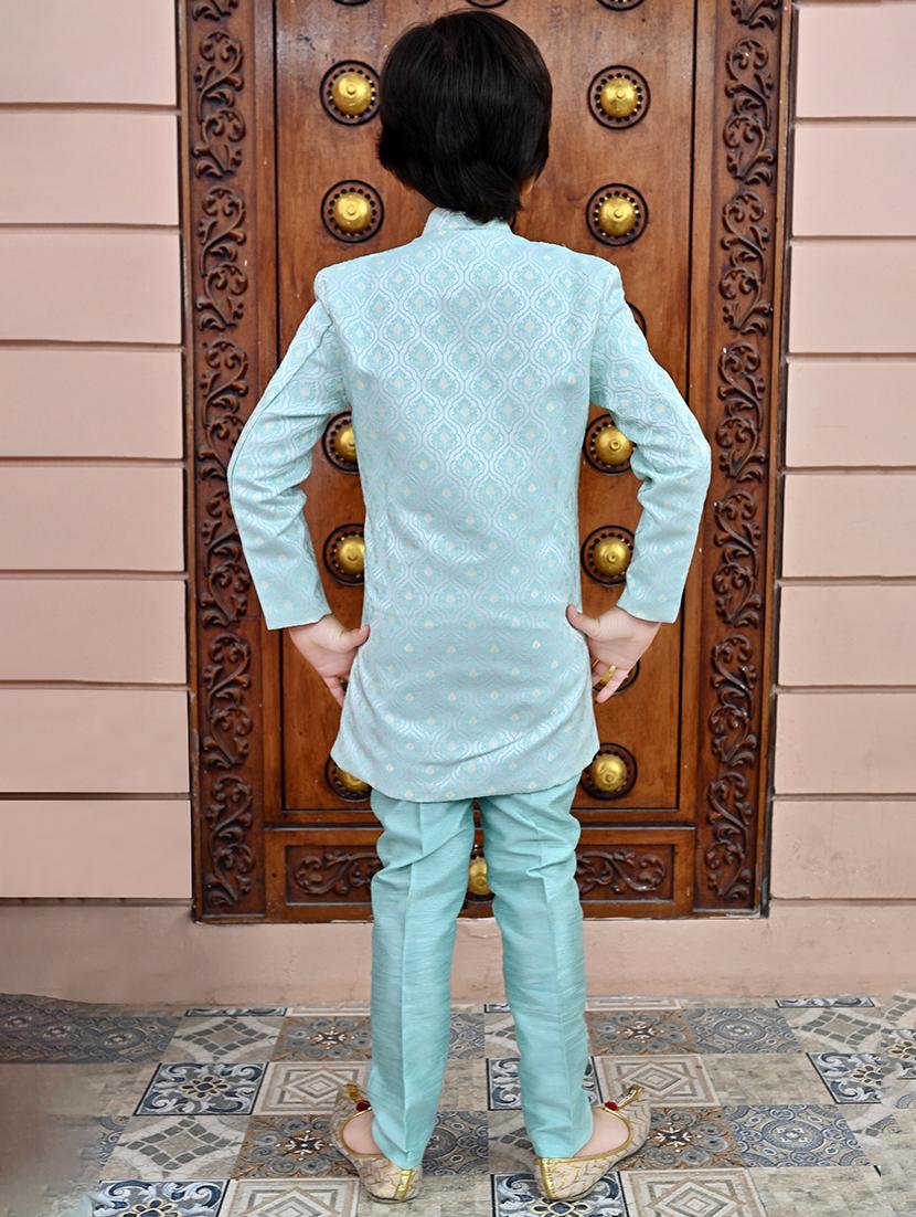 boys self design mandarin neck sherwani set - 21946710 - Standard Image - 4