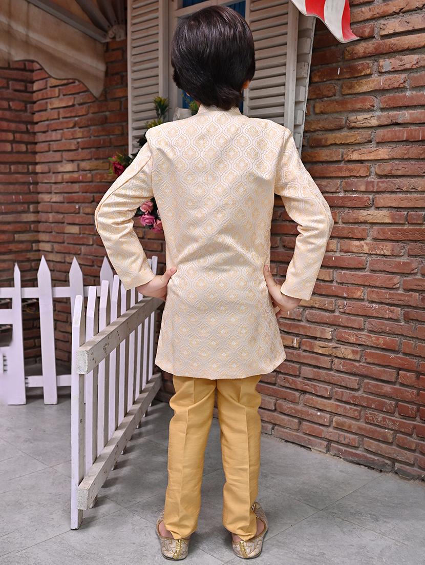boys self design mandarin neck sherwani set - 21946711 - Standard Image - 4