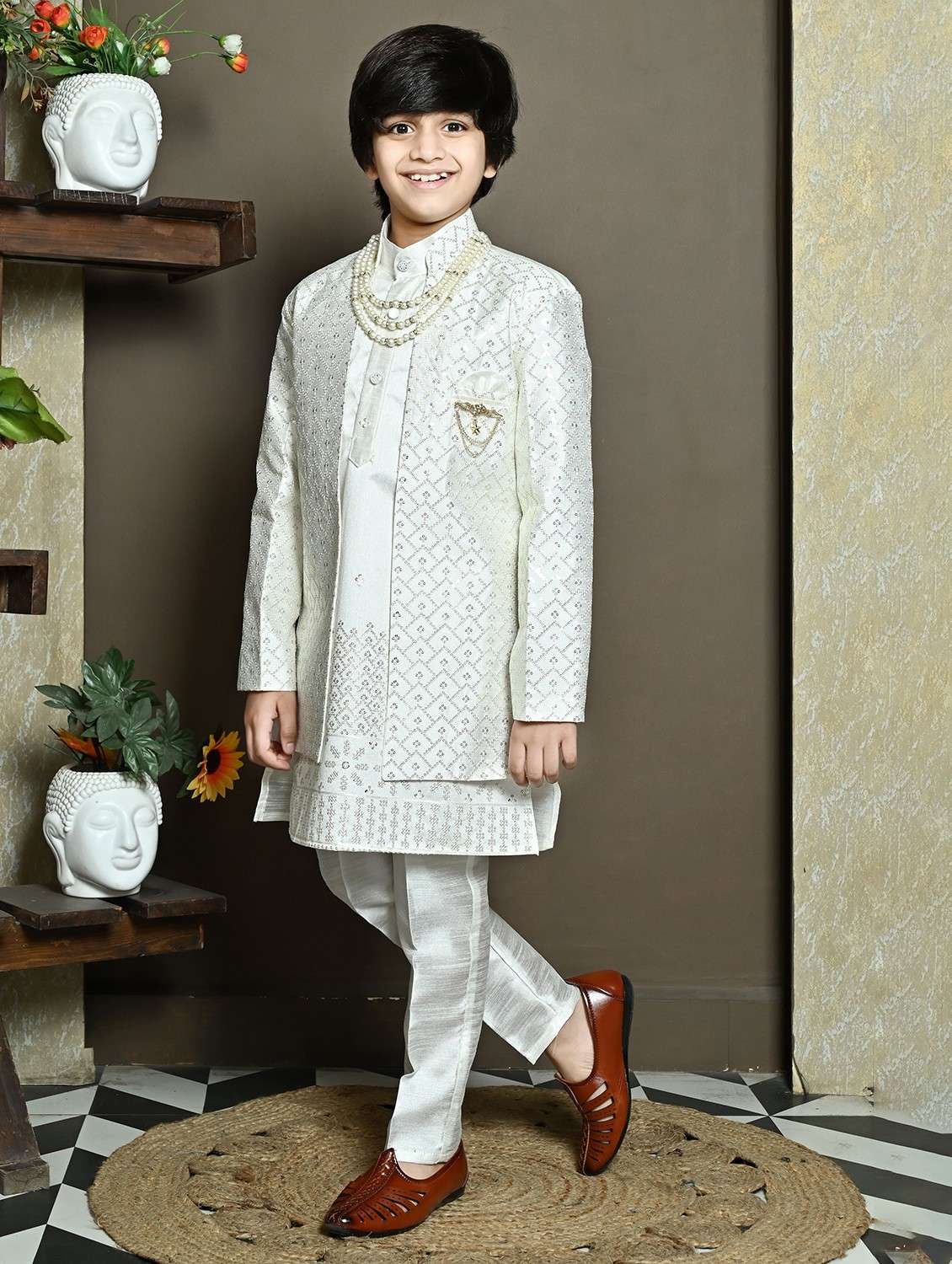 boys embroidred mandarin neck sherwani set - 21946715 - Standard Image - 1