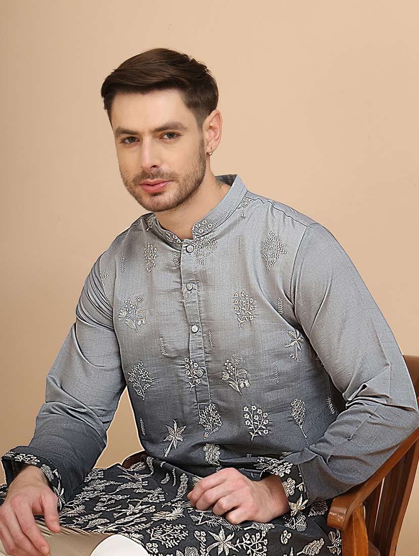 men embroidered mandarin neck long kurta - 21947587 - Standard Image - 4