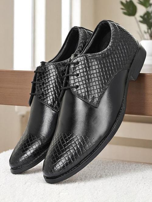 men black lace-up derby - 21947845 -  Standard Image - 0