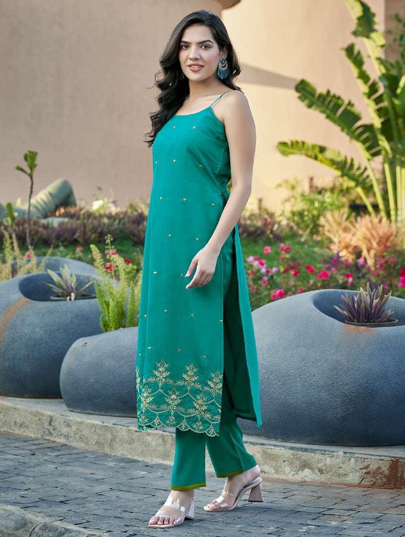 women green sleeveless kurta pant set - 21947857 -  Standard Image - 1