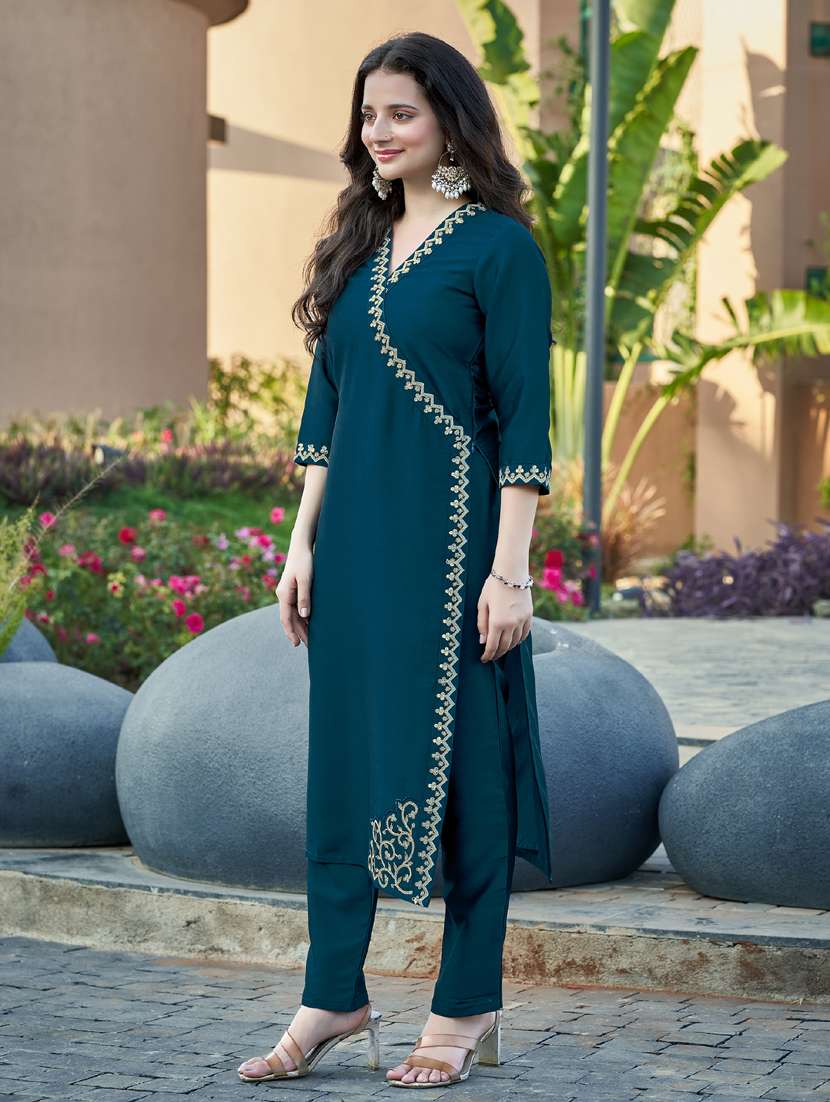 women three quarter sleeve kurta pant set - 21947858 - Standard Image - 1