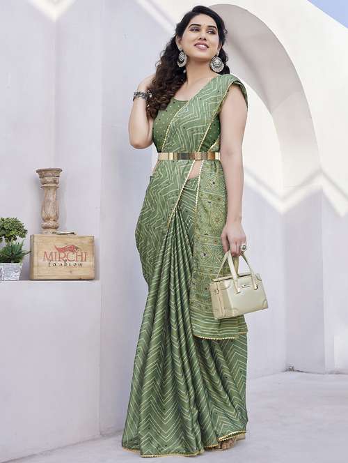 women green chevron printed saree with blouse - 21947870 -  Standard Image - 0