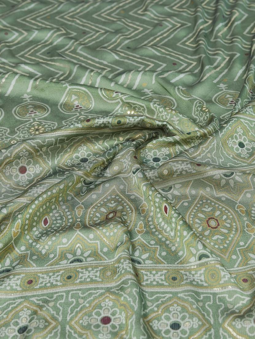women green chevron printed saree with blouse - 21947870 - Standard Image - 4