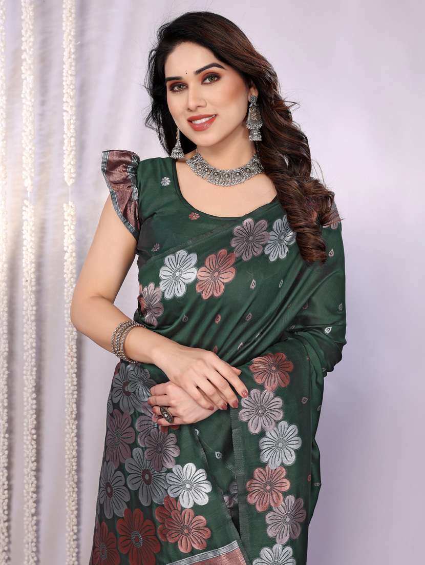 women green banarasi saree with blouse - 21947874 -  Standard Image - 4