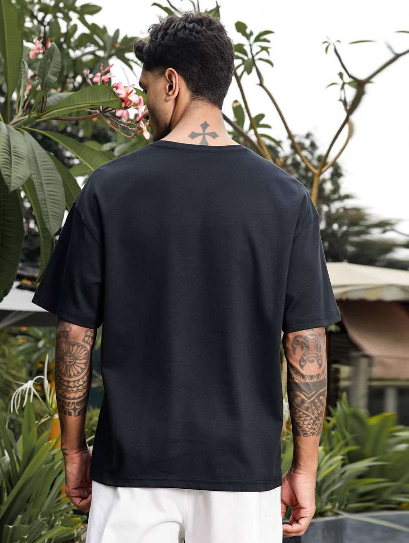 men chest print round neck regular fit t-shirt - 21947883 -  Standard Image - 4