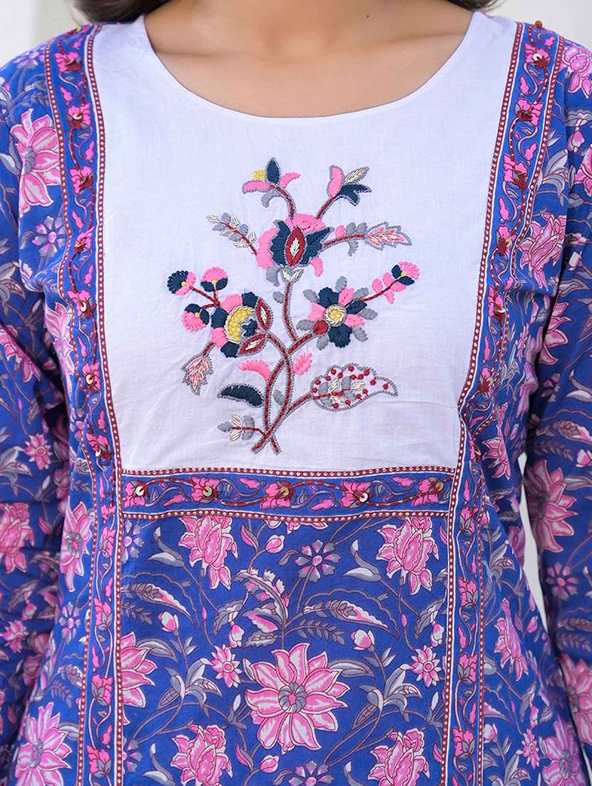 women three quarter sleeve kurta palazzo with dupatta set - 21947954 -  Standard Image - 4